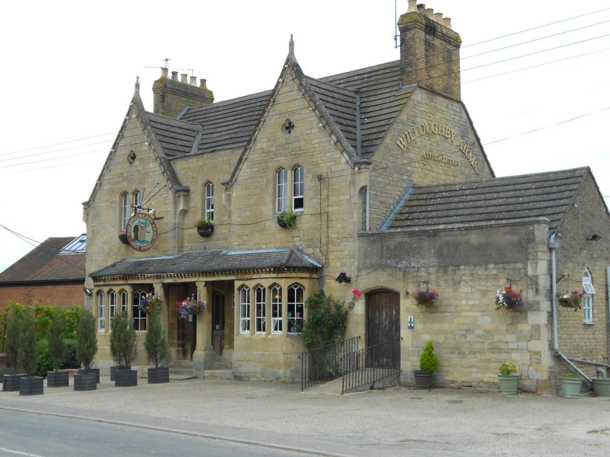 Willoughby Arms Little Bytham Exterior foto